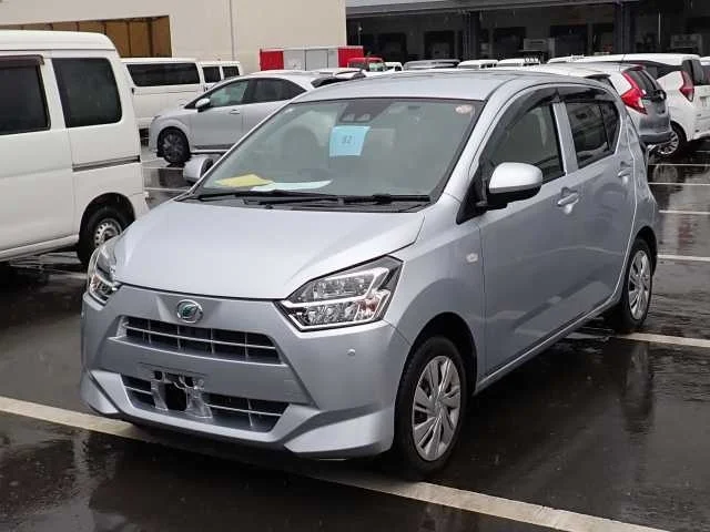 Daihatsu Mira e:S LA350S 2021